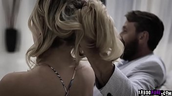 Giselle Palmer Receives A Hardcore Fuck From Steve Holmes