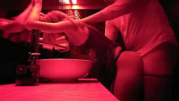 Elle Suce Et Se Fait Baiser Apres 2 Verres