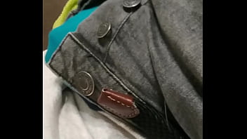 My First Viddeo, If You Want Me To Upload Videos And Encourage Me To Upload Solo