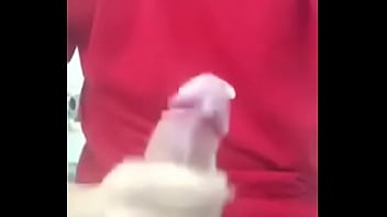 Novinho Gozando Litros