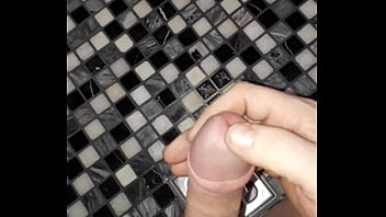 Wichsen In Der Dusche