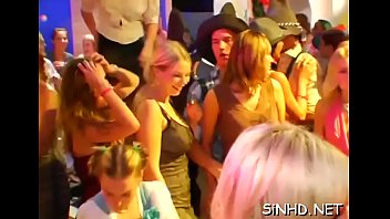 Pretty Darlings Are Sharing Moist Cunts During Group Partying