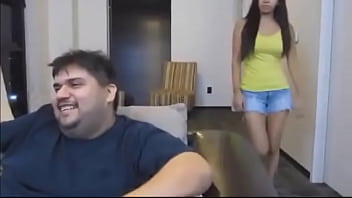 Skinny Bitch Duz A C. Hold On A Fat Dude With Her Leggz 3