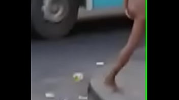 Viciada Pelada Nas Ruas Da Pavuna Rj