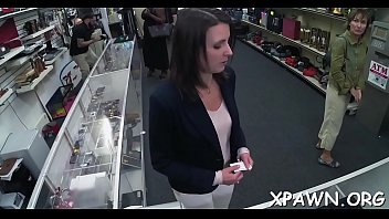 Big Dude Pushes His Large Weenie Inside A Lovely Amateur