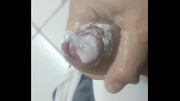 Gozando Devagarinho - gozando, pau, banheiro - Video 4090459