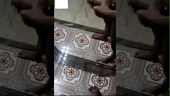 Sục cặc trước gương