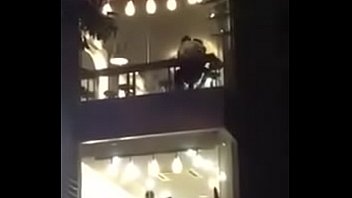 M_y mưa ngay tại quán trà sữa ở Hà Nội