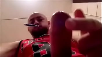 Hot Dude Jerks Off Awsome Cumshot