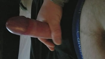 Jacking Off To Porn - jeans, latinas, jacking-off - Video 4076260