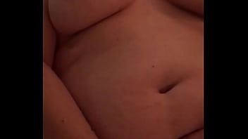 Gime Cuando Se Masturba