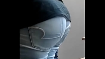 Ana Mega Culona , Se Da Cuenta!