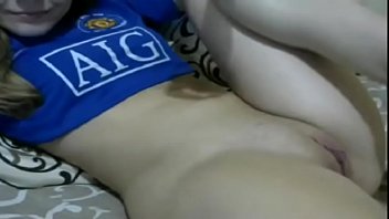 22yo Girl Rubbing Her Pussy