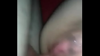 Dando O Cuzinho E Gozando Gostoso