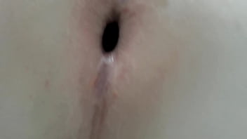 Redwale - Playing Anal With My Buttplug