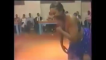 Mapouka Serre In Europe 6