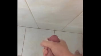 Leitinho No Banho - big, cock, white, dick, banho, gozando - Video 4060379