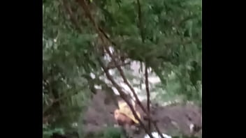 Vaghari Aunty Pee Outdoor 2