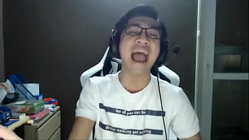 Vãi cả đái nữa lu_n