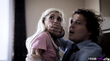 Pipper Peri Is Sucking The Whole Gang Deep Throat