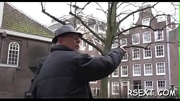 Sexy Fat Hooker Gets Finger Fucked And Gives Steamy Oral-stimulation