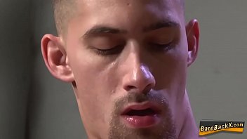 Raw Dawged Amateur Bear