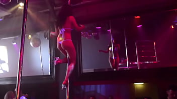 Get Pleasure With Female Strippers