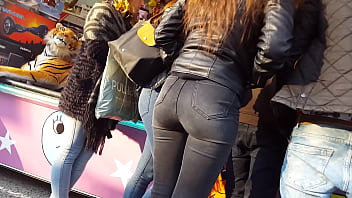 Candid Perfect Bubble Butt In Black Jeans