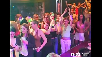 In Nature' Garb Black Waiter Drilled Cheek So Hard She Screamed And Comed