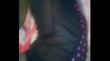 Una Miga Q Es Bn Caliente ??