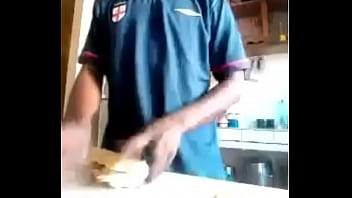 Gostoso Se Masturbando