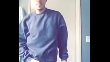 De Olho Na Mala - Pau Duro Na Bermuda