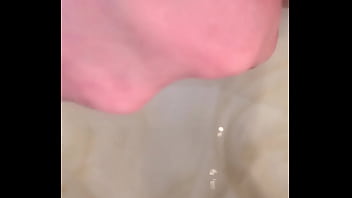 Pussy, Wet, Pee, Piss, Golden-shower - Femdom - 2025 - Incredible - Performance - Video 4016628