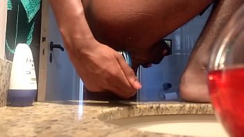 Novinho Metendo Desodorante No Cu