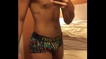 Novinho Mostrando O Pau - gay, rola - Video 4011454