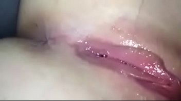 Shqipe Abazi Duke U Shtir Gishtat Ne Pidh Dhe Duke U Derdhur