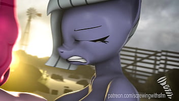 Pinkie Pie Help Lime Stone On The Farm