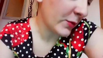 La Tua Porca Gigantessa Ti Vuole Calpestare E Dominare Perchè Sei Solo Una Merda