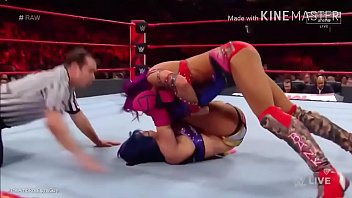 Sasha Banks Takes Asuka To The Limit.