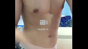 Vĩnh Kh_i cu to 18cm đeo vòng cu show