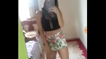 Novinha Safadinha Rebolando Gostoso