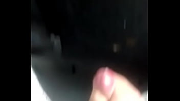 Punheta No Onibus - public, gay, punheta, publico, onibus - Video 3916371