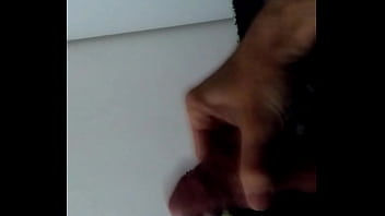 Gozando De Manhã - gozada, punheta, soloboy - Video 3919441
