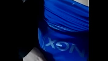 Chilena Caliente En Un Baño Publico