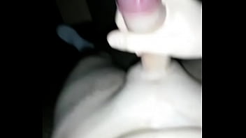 Me La Sobo Y Sale Escupido