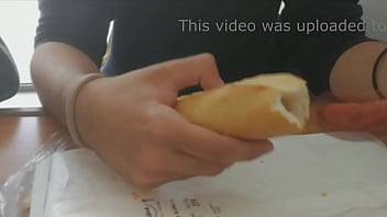 Salsicha Penetra Brasileiro Em Pleno Dia