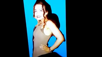 Random Hot Brunette Cumshot On Hot Body 02