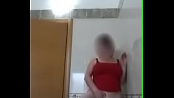 Pisciata In Piedi A Fontanella