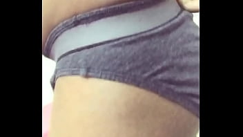 Gay Bottom Showing Body