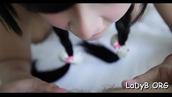 Super Luscious Thai Tranny Gives A Fantastic Irrumation To A Guy